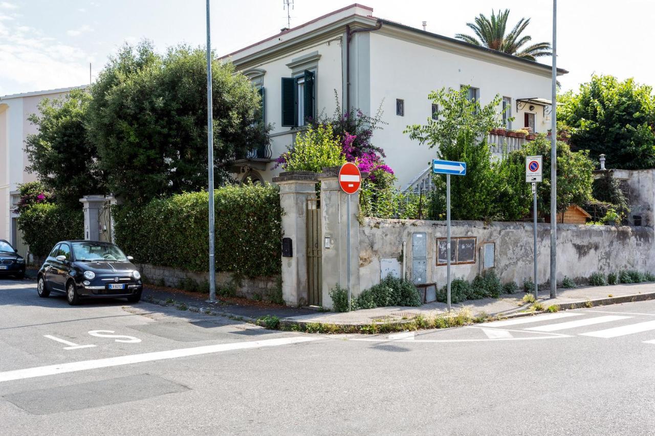 Casa Ginevra - 3 Minutes Walk From The Sea Lägenhet Livorno Exteriör bild